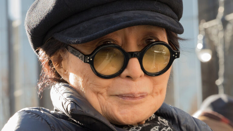 Biografía de Yoko Ono